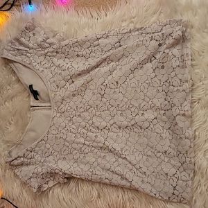 American Eagle Outfitters white lace scoop neck short sleeve blouse